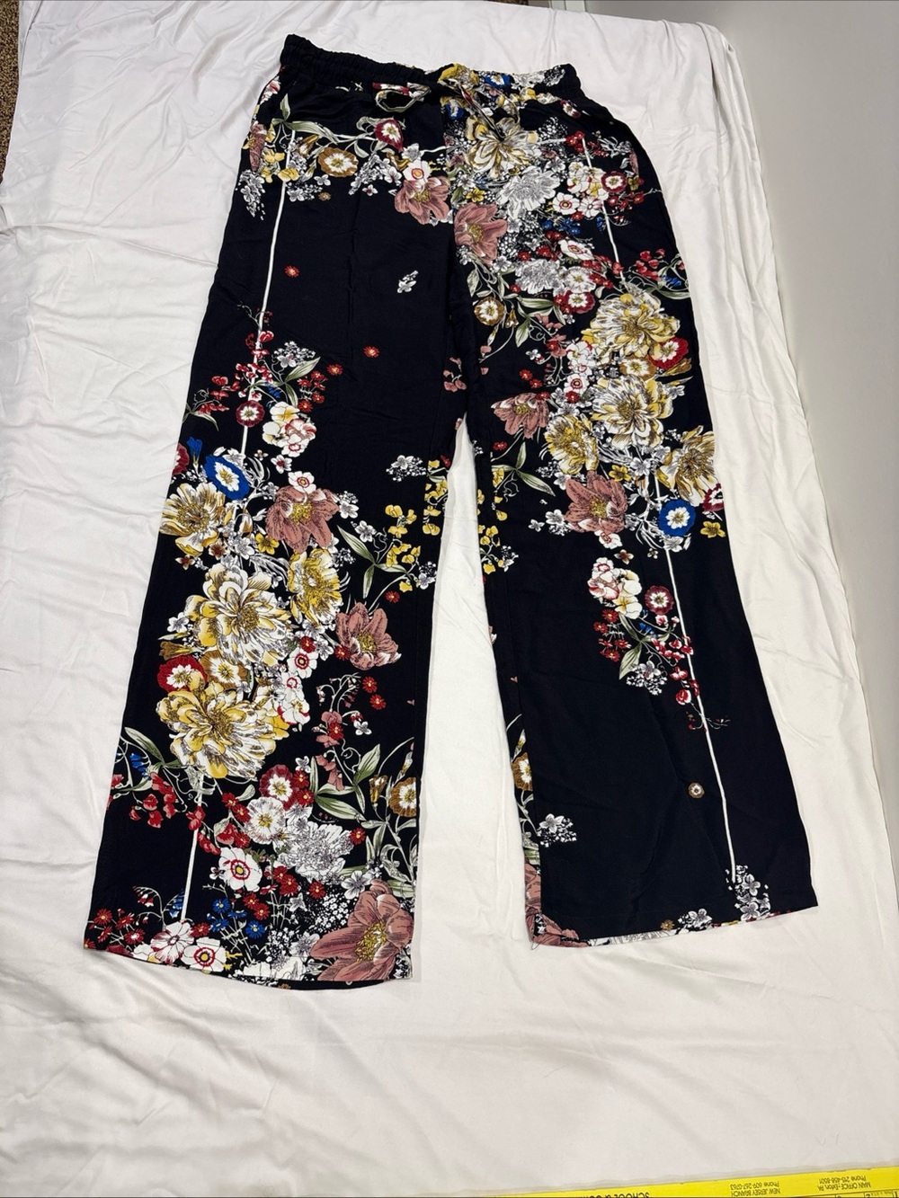 Elie Tahari Black Floral Wide Leg Pants Drawstring Adjustable Waist Size Small